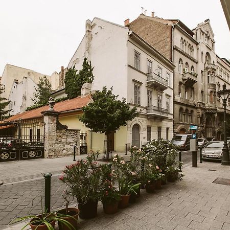 The Chapel - History, Tradition, Luxury Budapest Exterior photo
